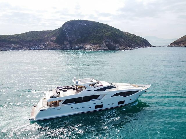 CUSTOM LINE 108