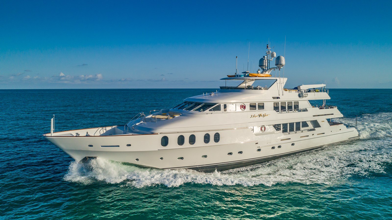 I LOVE THIS BOAT