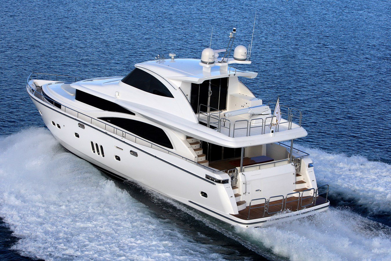 JOHNSON 80' SKYLOUNGE W/HYDRAULIC PLATFORM