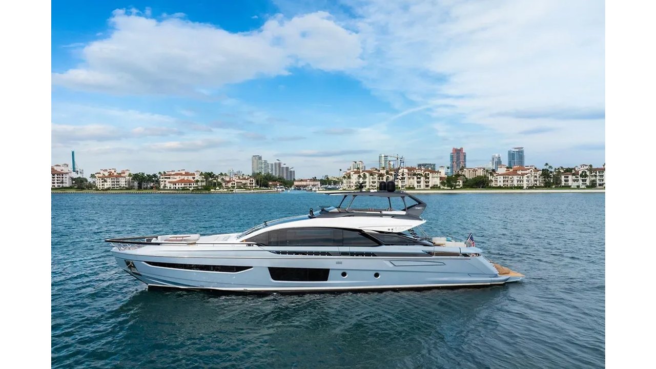 2022 Azimut S10