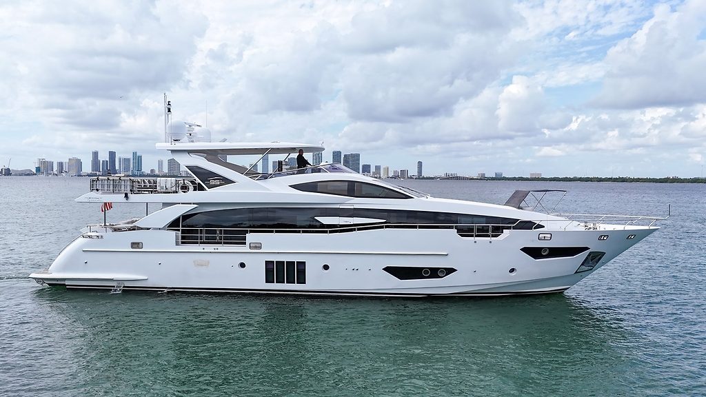 2017 Azimut 30 Metri