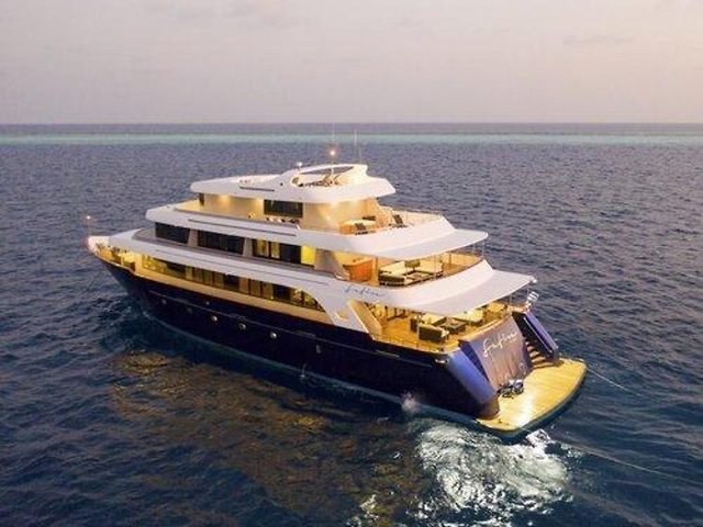 2017 SAFARI YACHT 142 CUSTOM