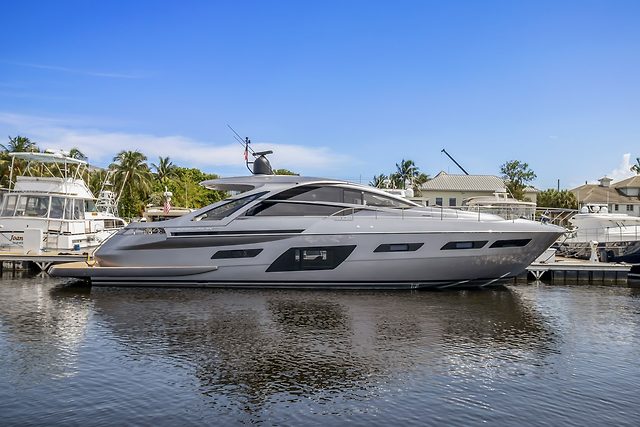 Yacht
