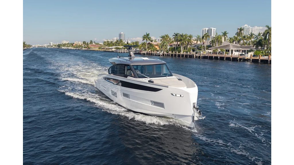 2025 AZIMUT SEADECK 6