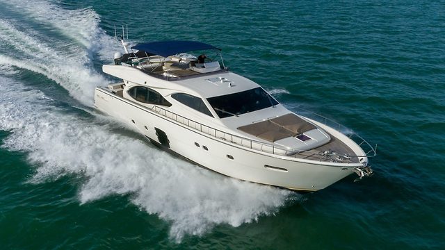 Yacht