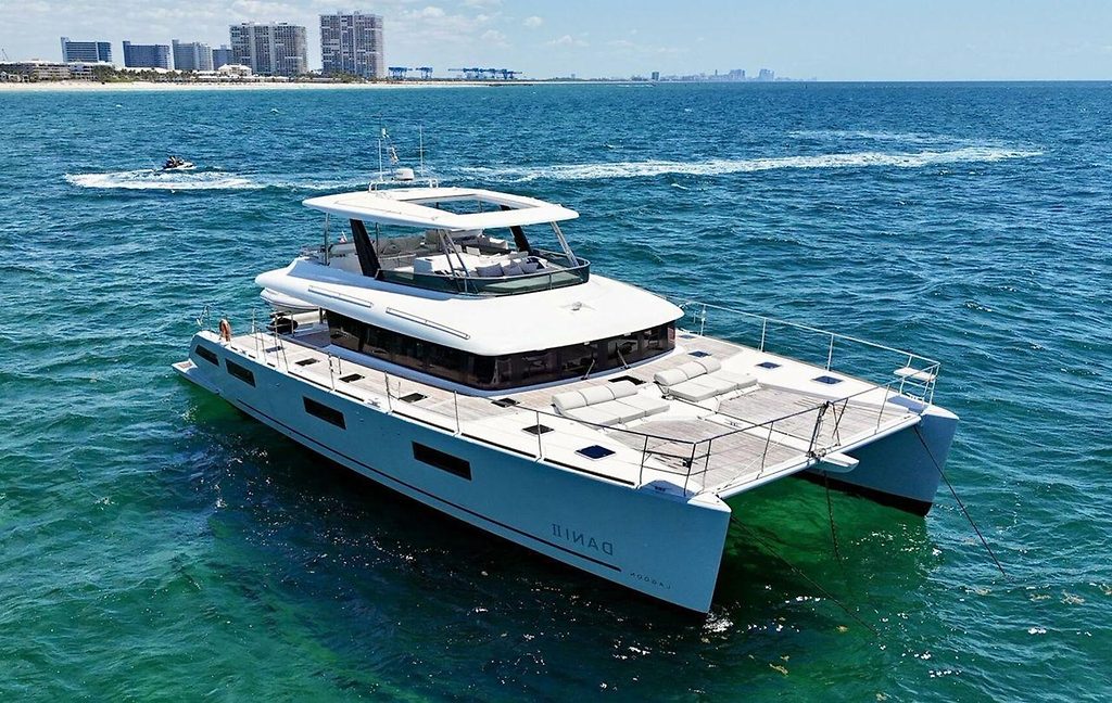 2016 LAGOON 630 MOTOR YACHT