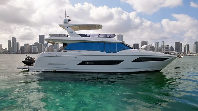 YACHTOOMA