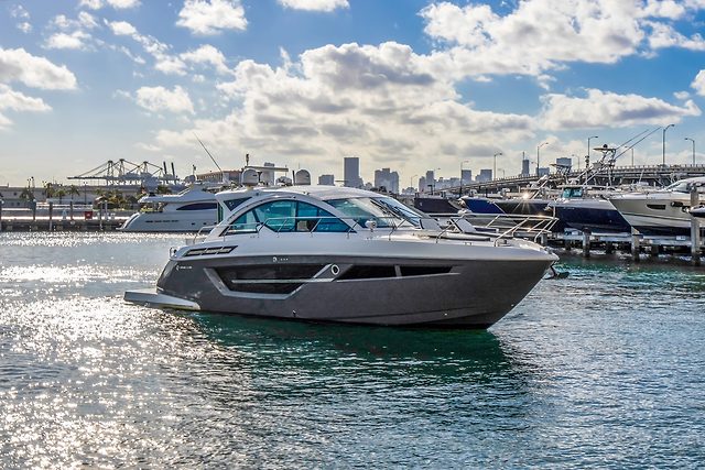 Yacht