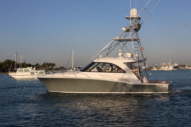 Yacht
