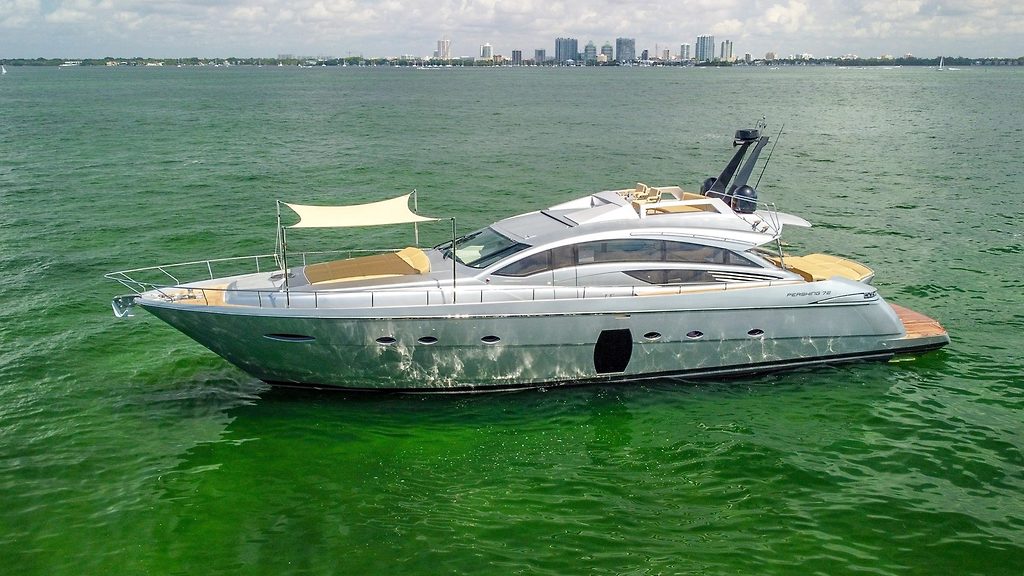PERSHING 72