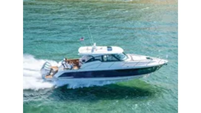2021 TIARA YACHTS 43 LE