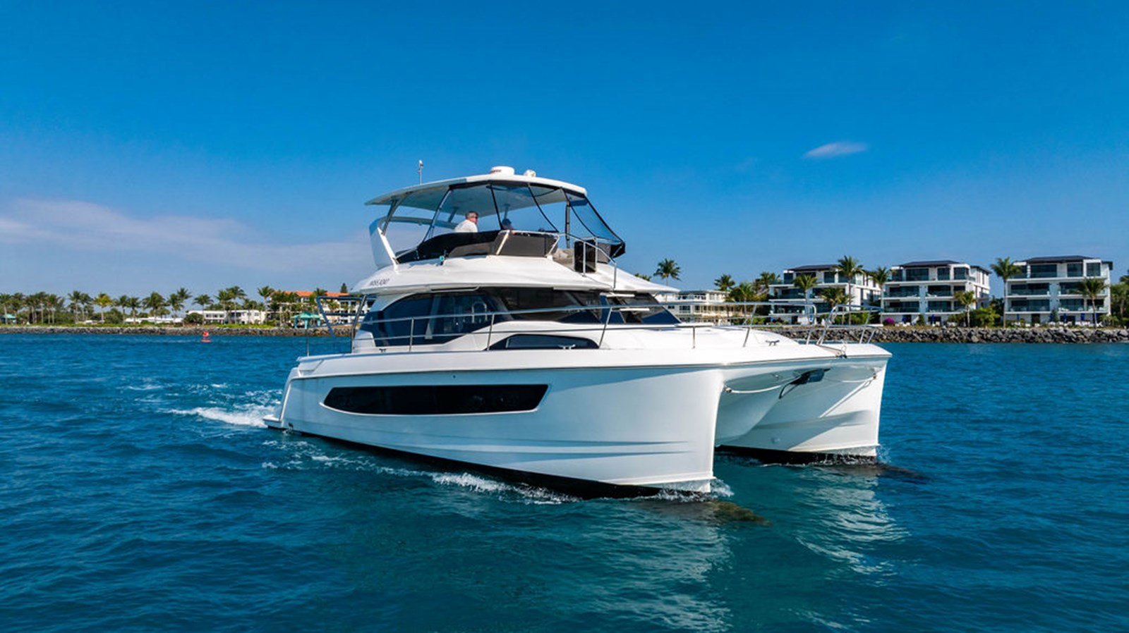 AQUILA 44 YACHT
