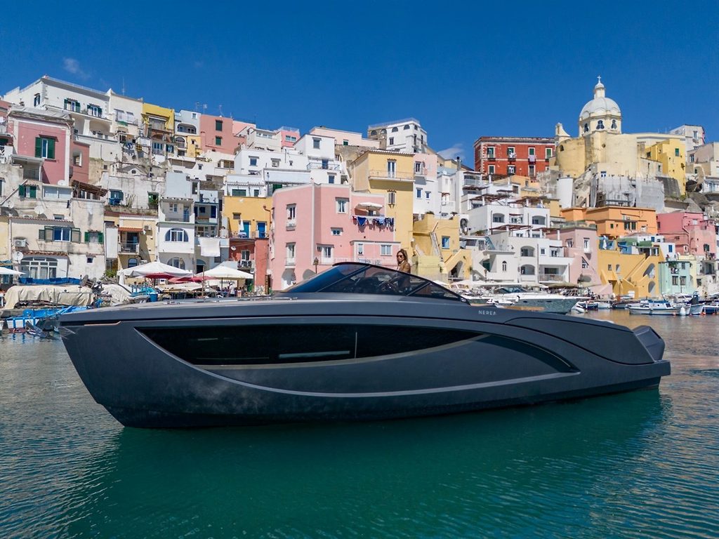Yacht