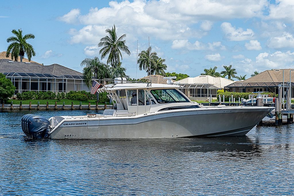 Yacht