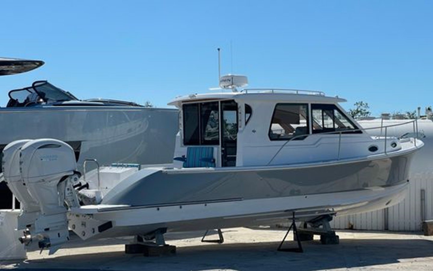 2025 TRUE NORTH 34 OUTBOARD EXPRESS
