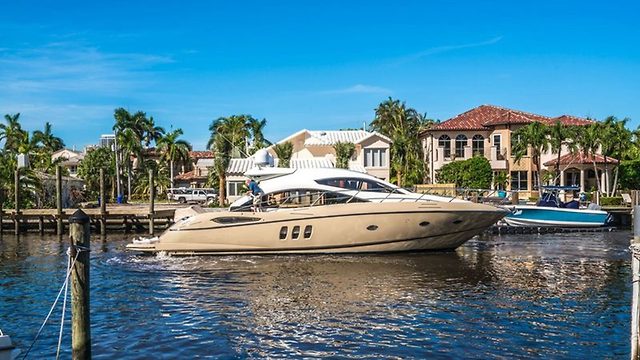 Yacht