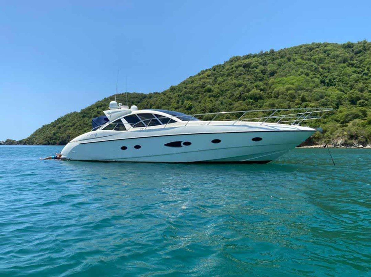2013 Azimut