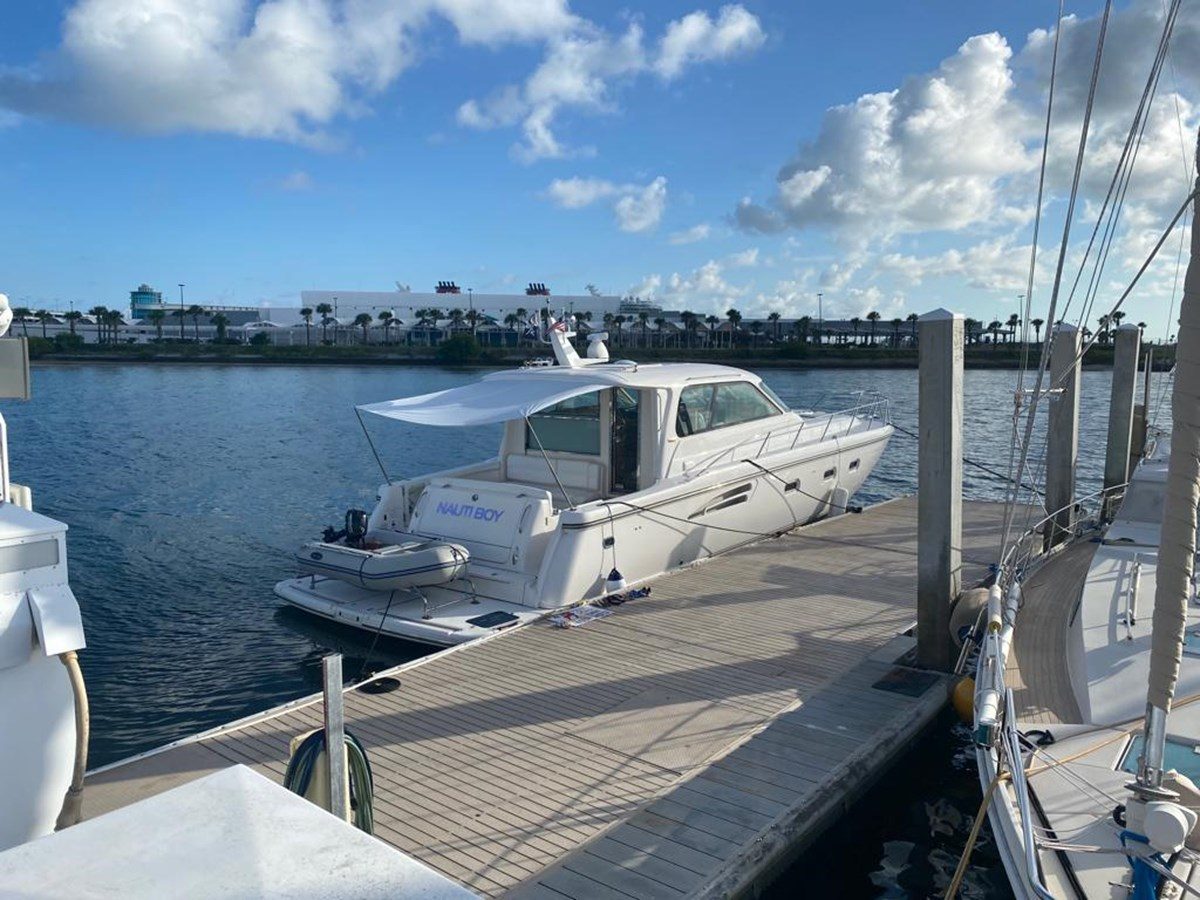 Yacht