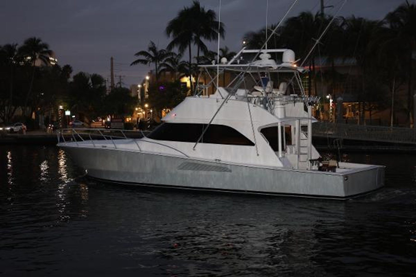 Yacht