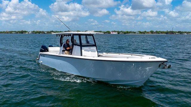 REEF RUNNER 340