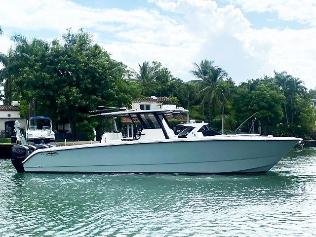 Yacht
