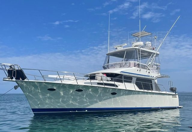Yacht