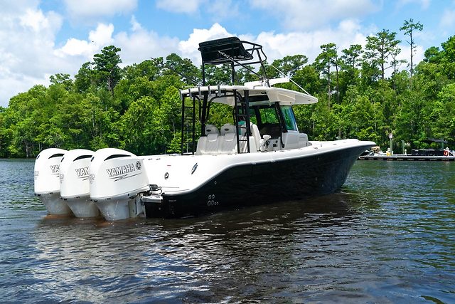 2018 HYDRA-SPORTS 3900 SPECIALE