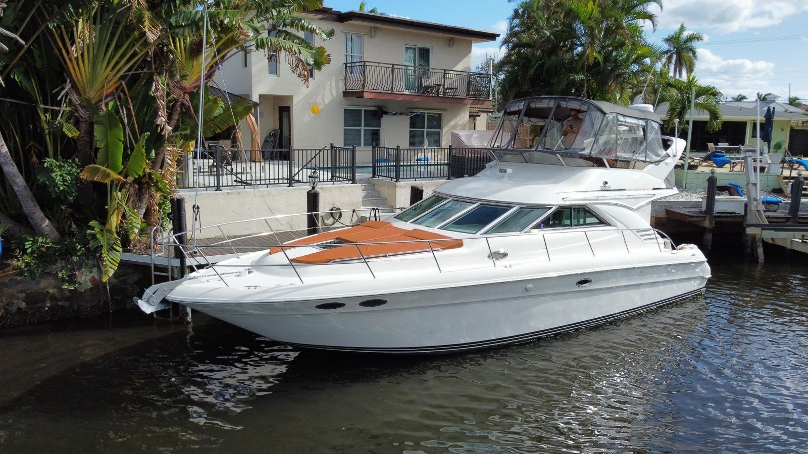 Yacht