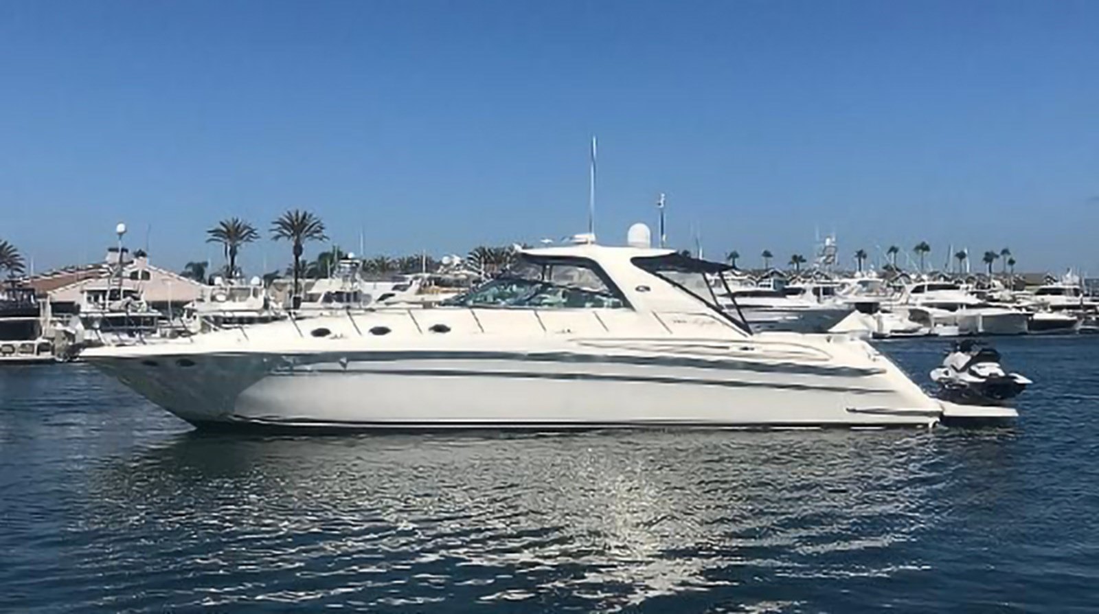 Yacht