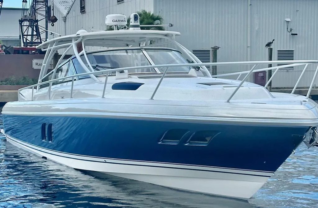 2009 INTREPID 430 SPORT YACHT