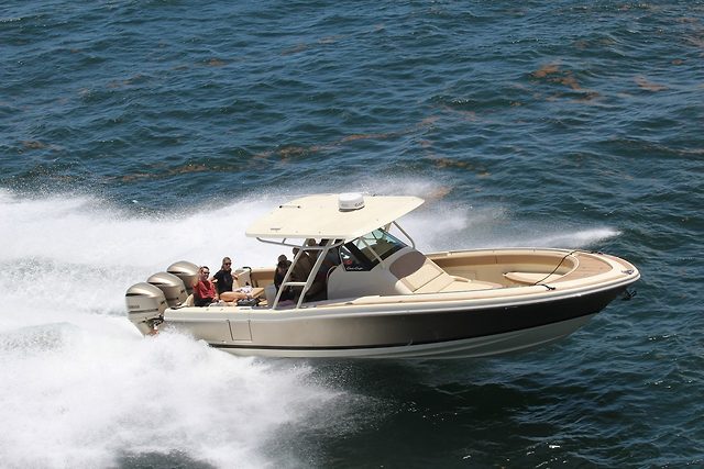 2018 CHRIS CRAFT 34 CATALINA