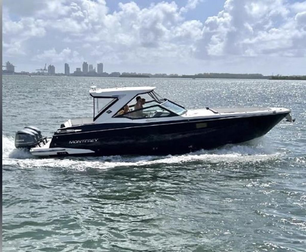 Yacht