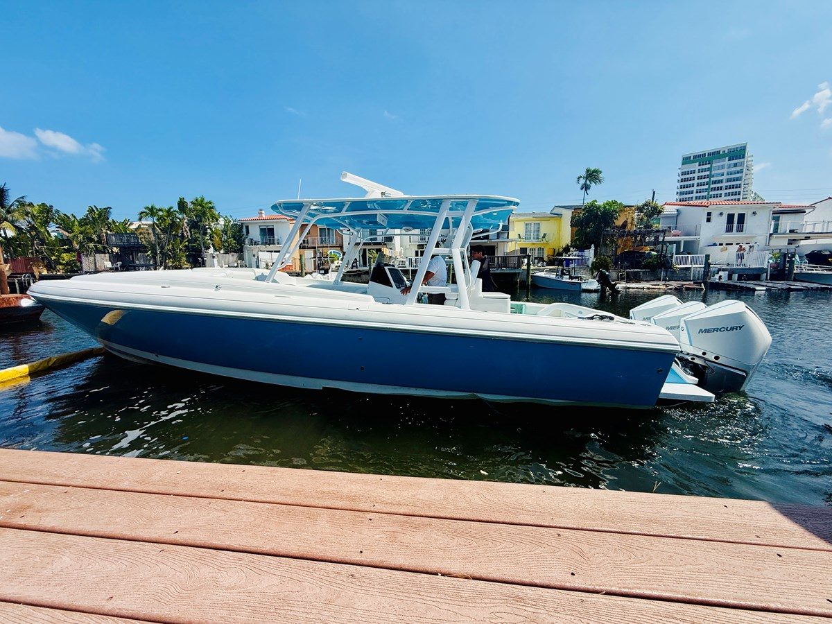 Yacht