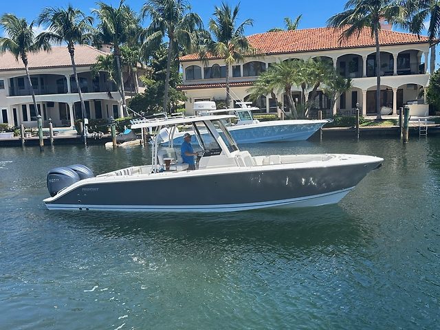 Yacht