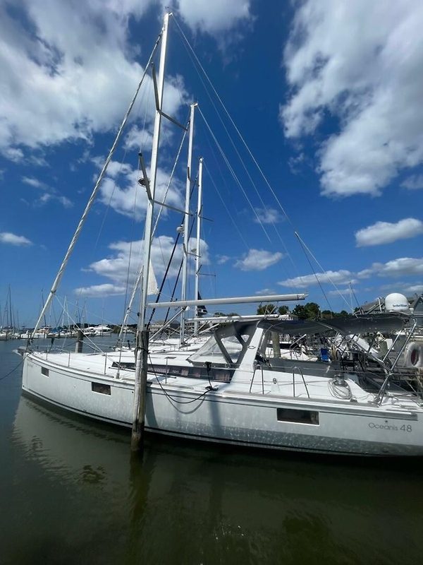 2014 BENETEAU OCEANIS
