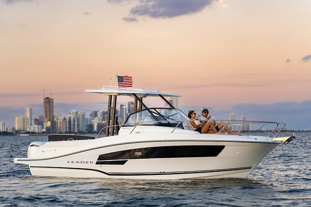 JEANNEAU LEADER 9.0 WA S2