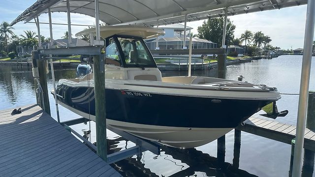 Yacht
