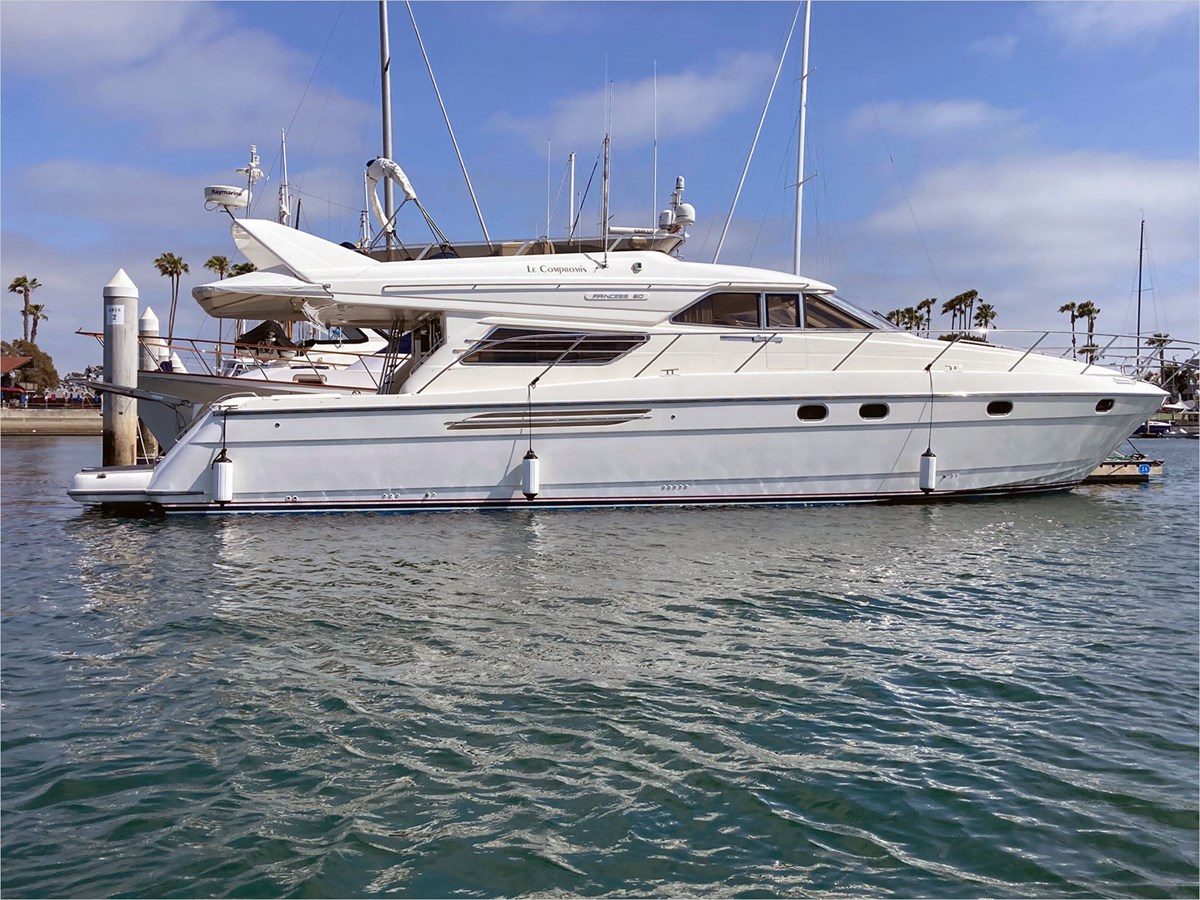 60' PRINCESS 1996 FLYBRIDGE SPORT CRUISER