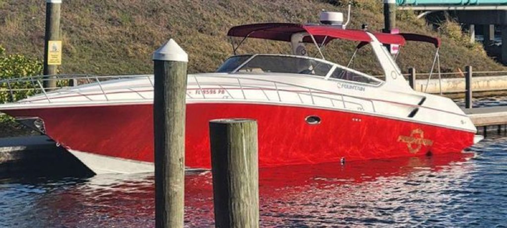 2006 FOUNTAIN 38 EXPRESS CRUISER