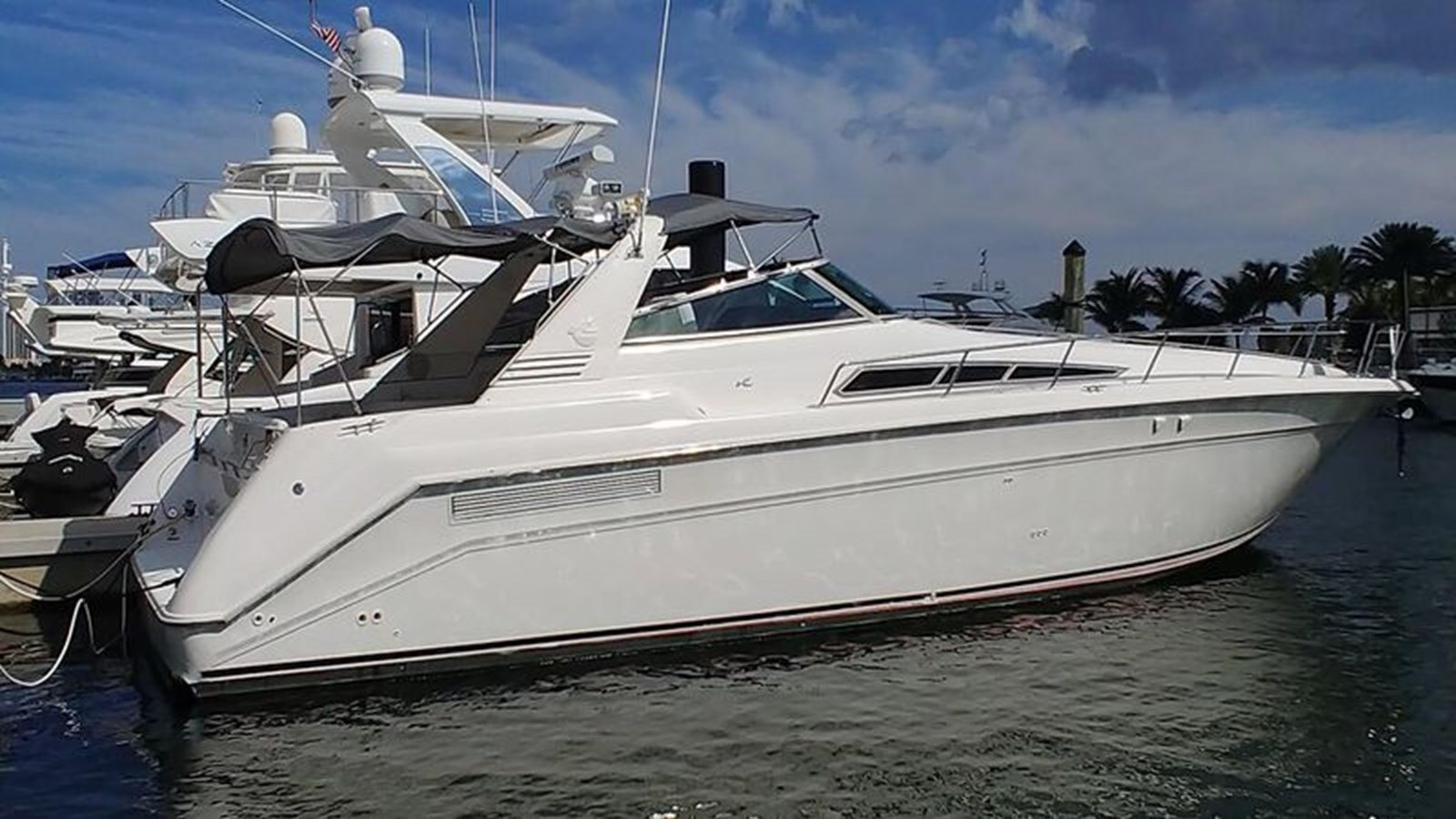 Yacht