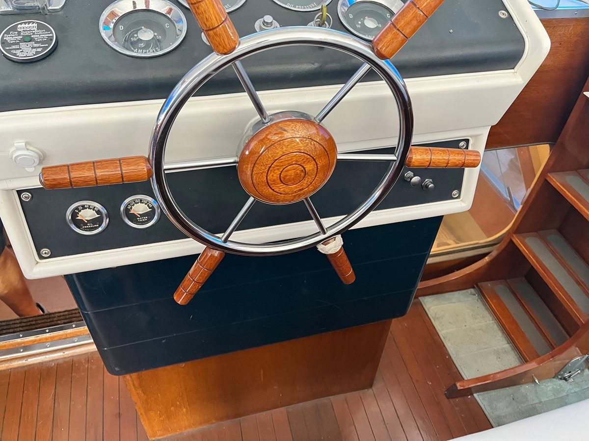 1962 CHRIS-CRAFT CONSTELLATION