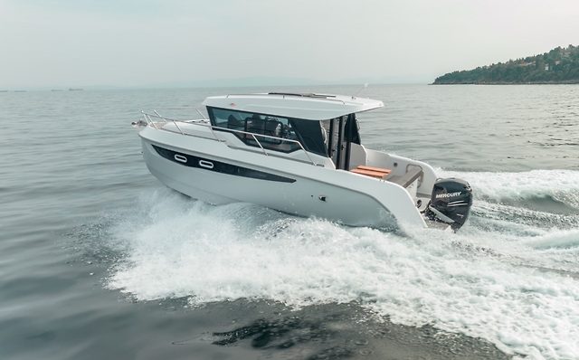 Yacht