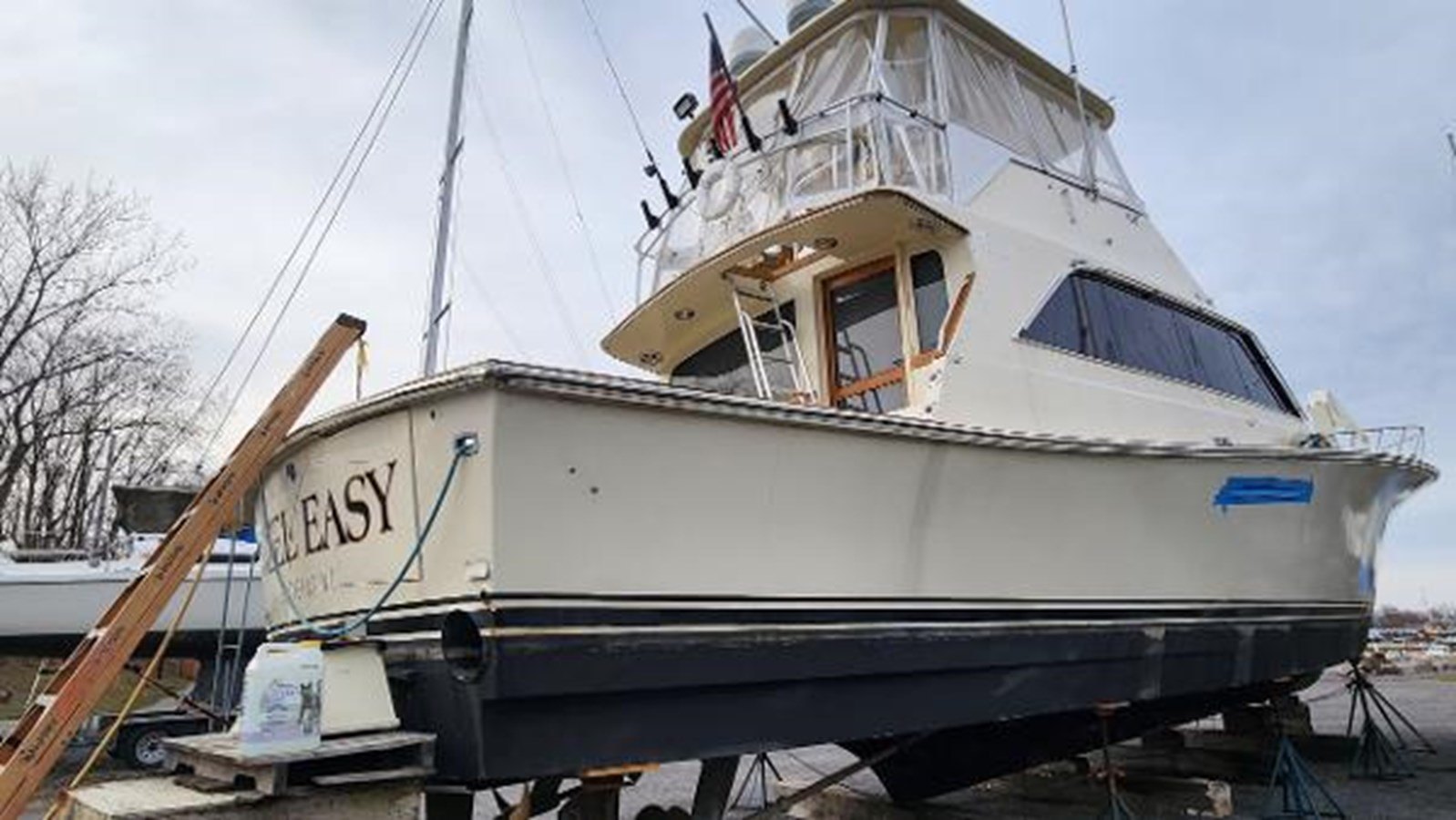 REEL EASY