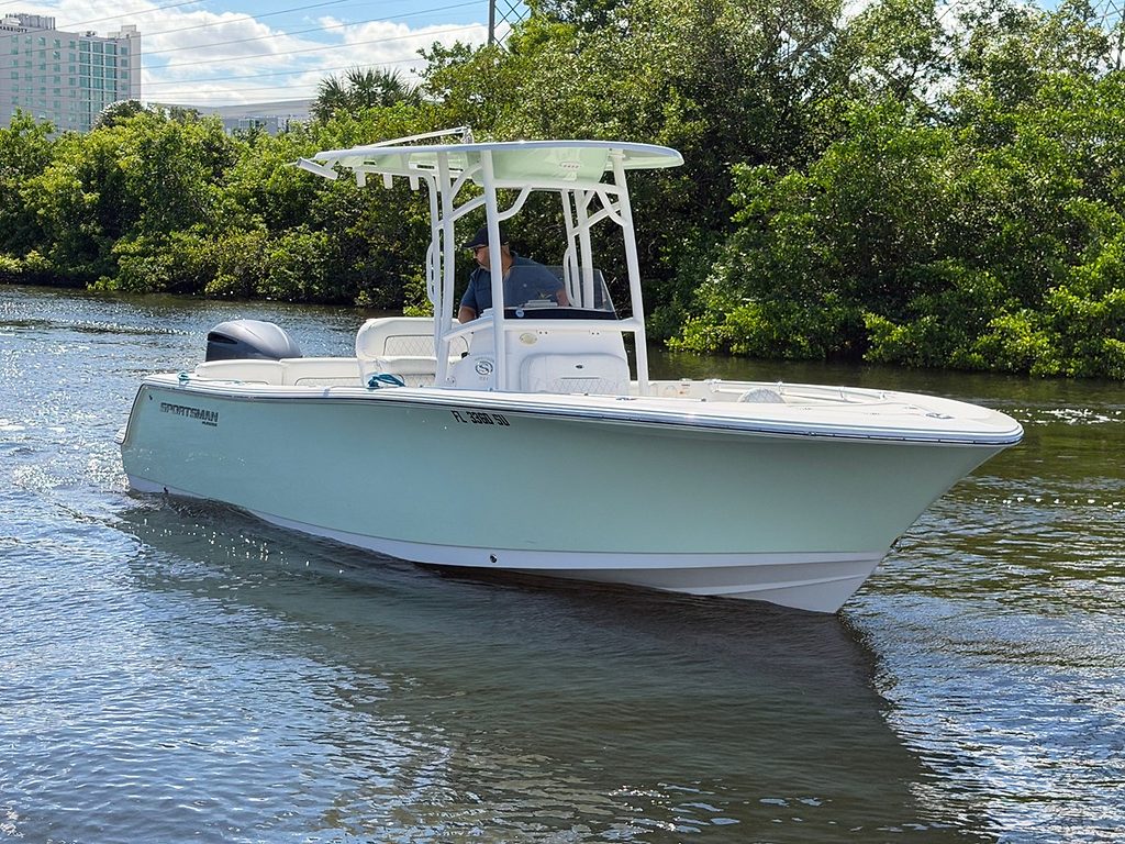 Yacht