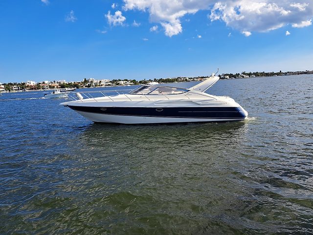 Yacht
