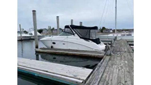 2011 SEA RAY 280 SUNDANCER