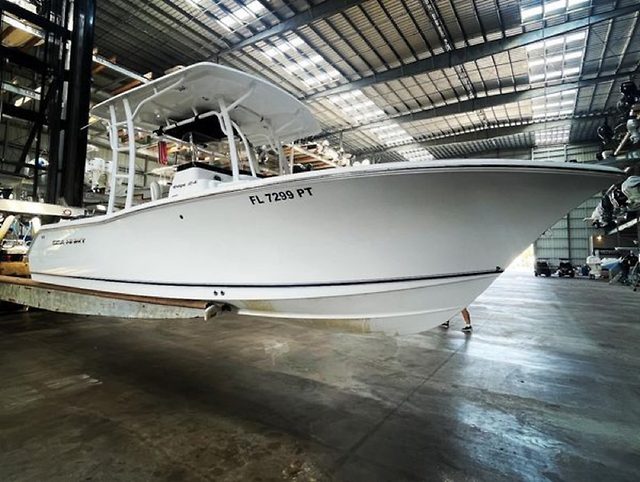 2014 SEA HUNT EDGE 24