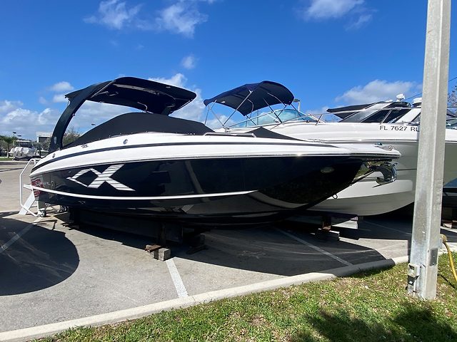 REGAL 27' FASDECK