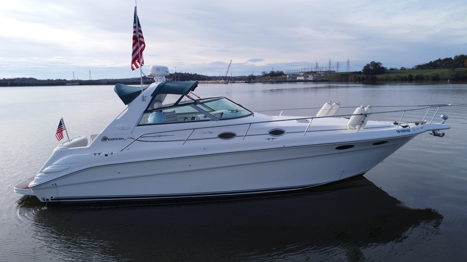 1997 SEA RAY 330 SUNDANCER