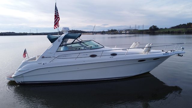 1997 SEA RAY 330 SUNDANCER